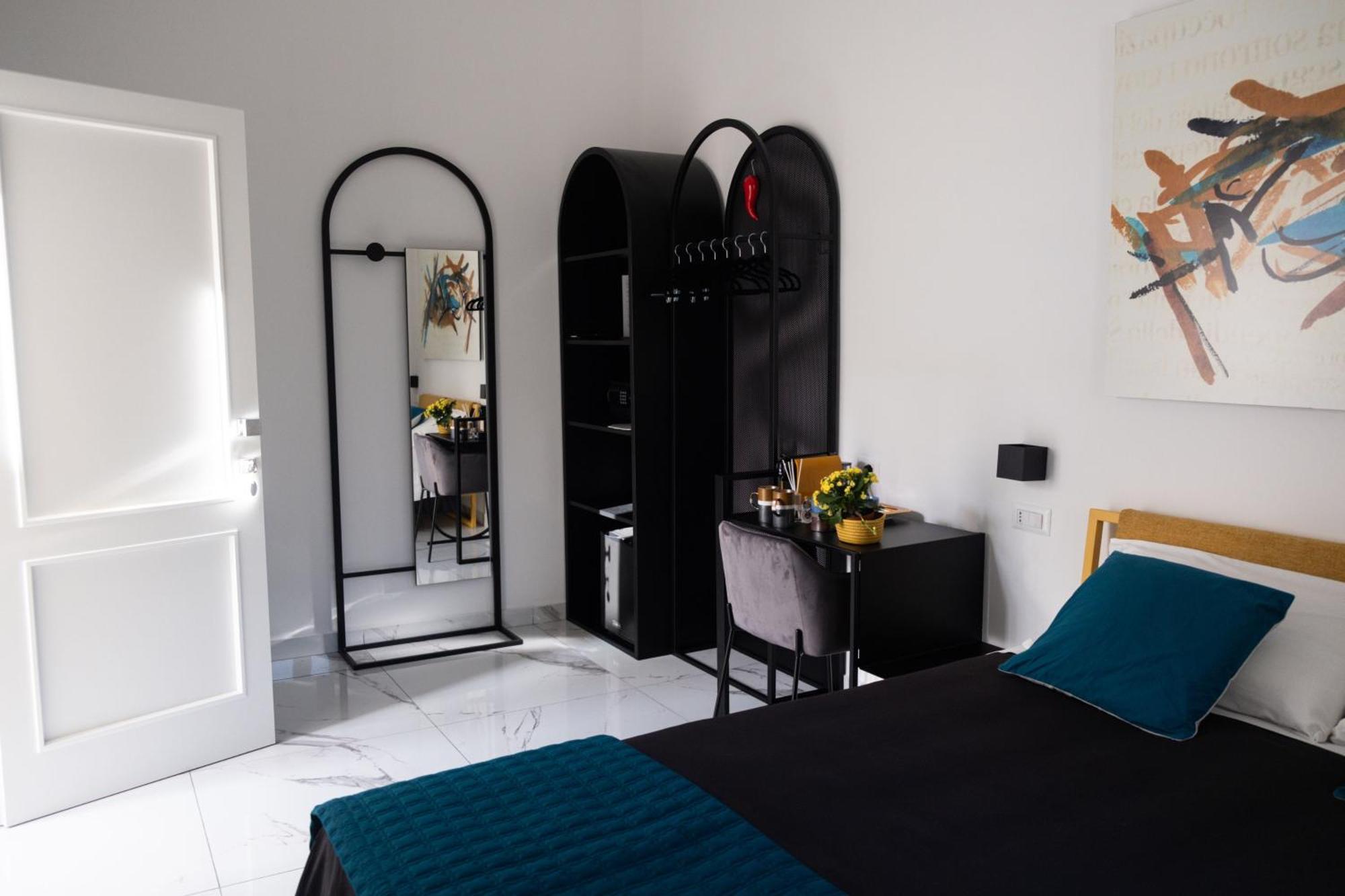 Napoli Oltre Rooms ภายนอก รูปภาพ